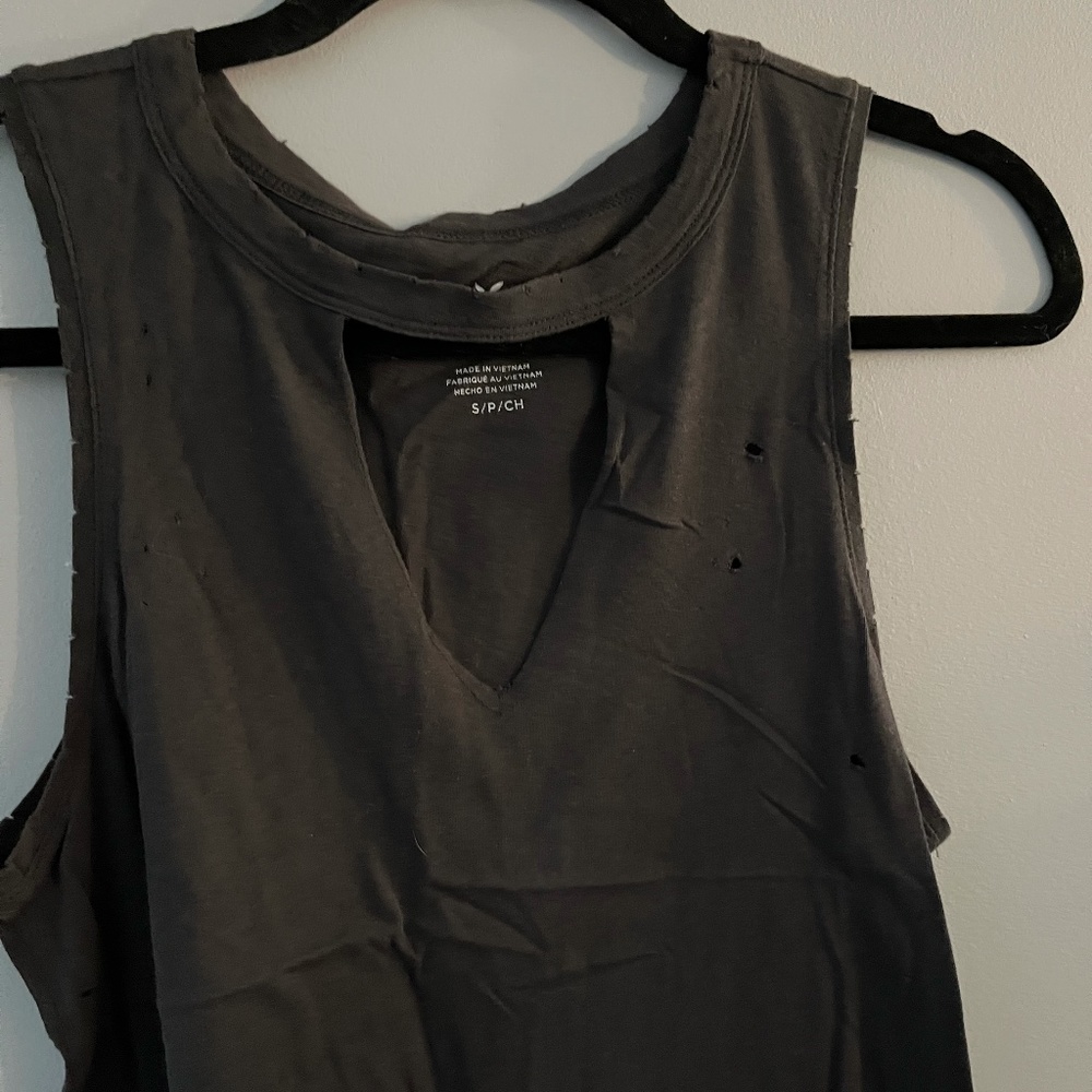 NWOT American Eagle distressed cut out tank